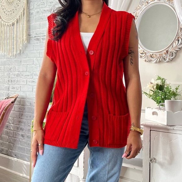 The Fashion Place - Picture 2 of 6